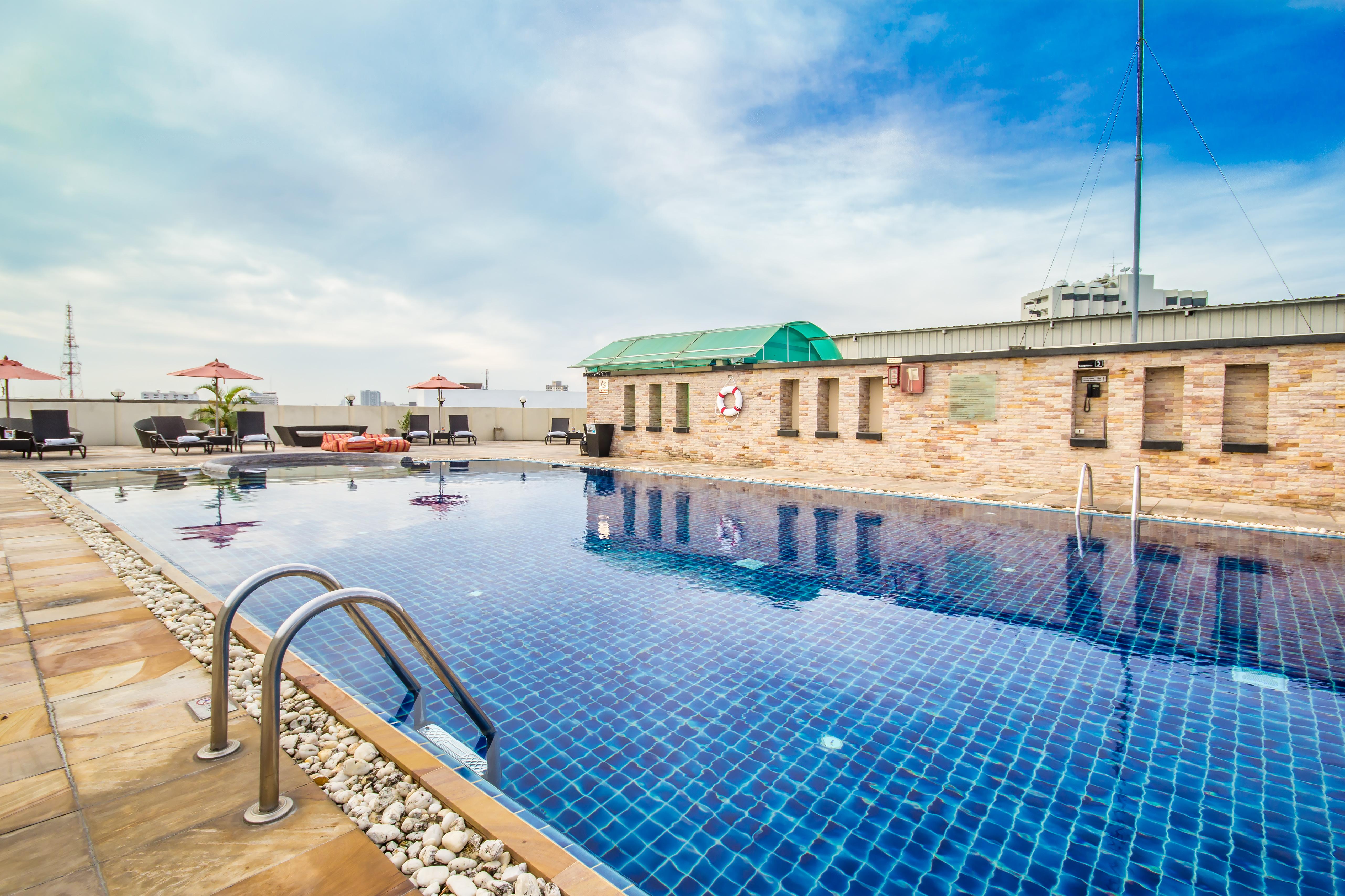 Nova Suites Pattaya By Compass Hospitality Kültér fotó