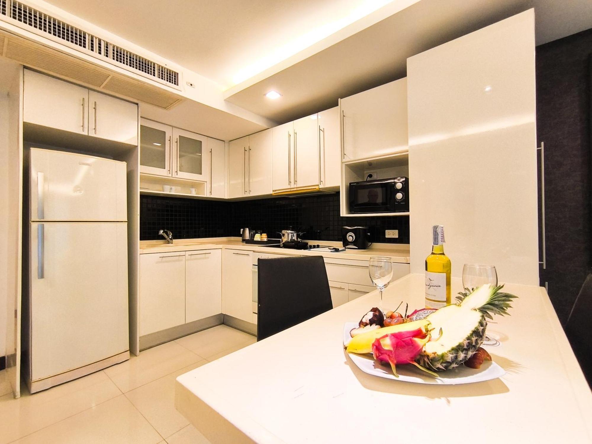 Nova Suites Pattaya By Compass Hospitality Kültér fotó
